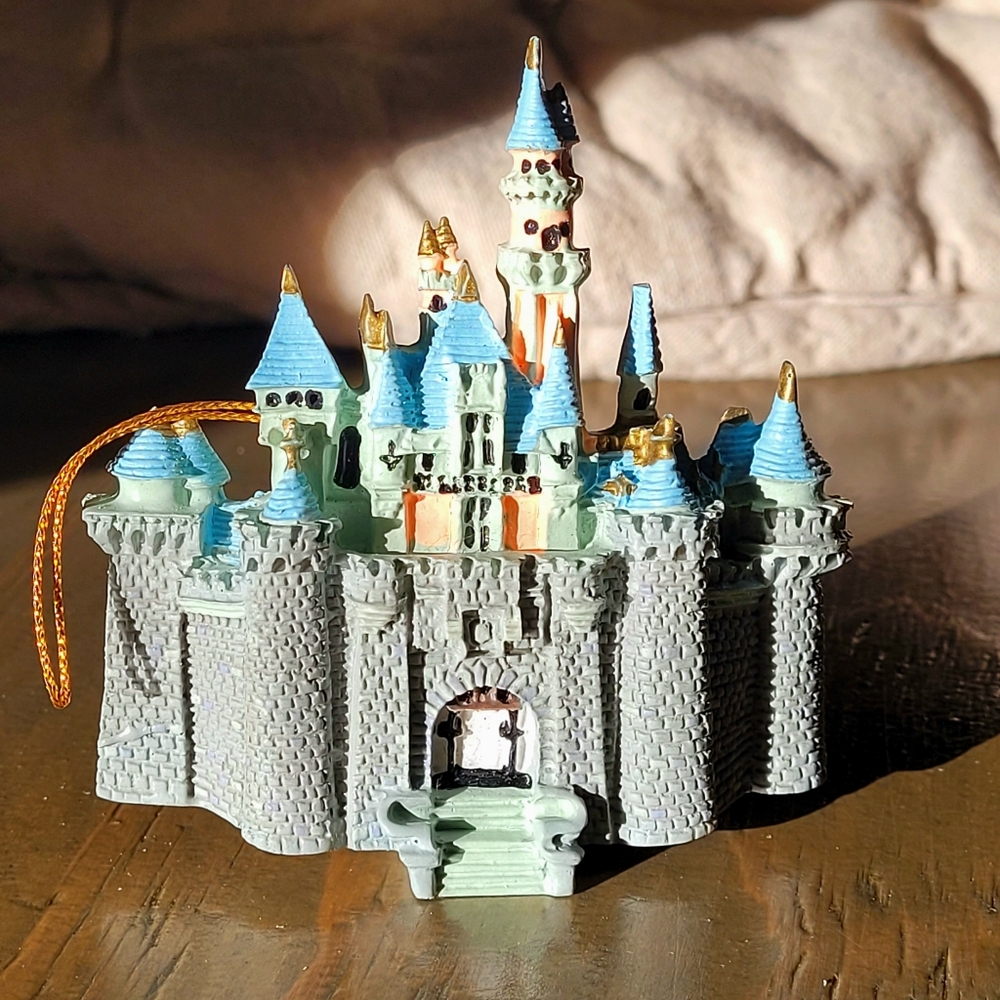 Vintage Disneyland Sleeping Beauty Castle Ornament Rare Collectible